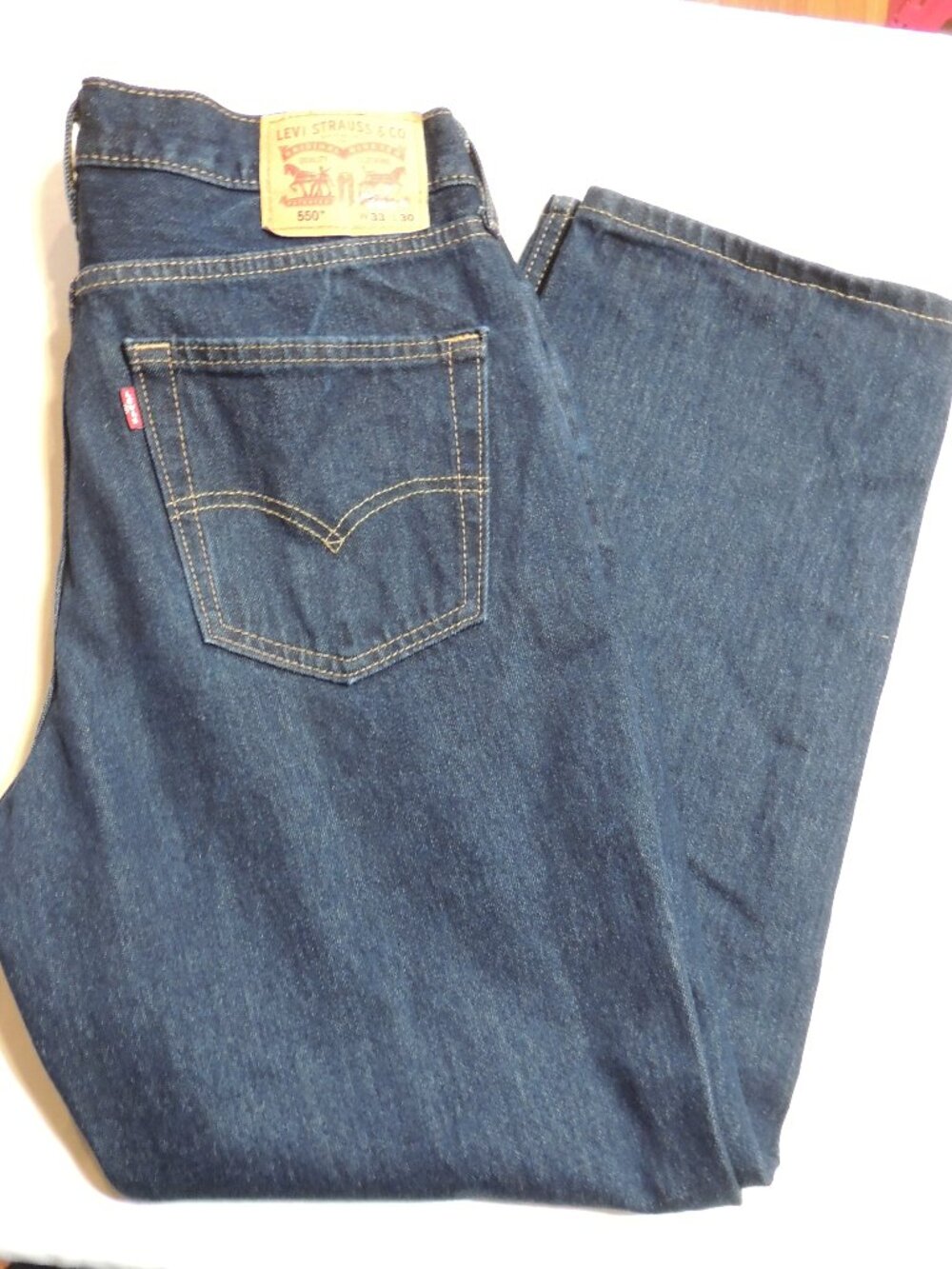 Levi 550 Jeans Men 33x30 Dark Blue Denim Outdoor Construction Work Blue Jeans